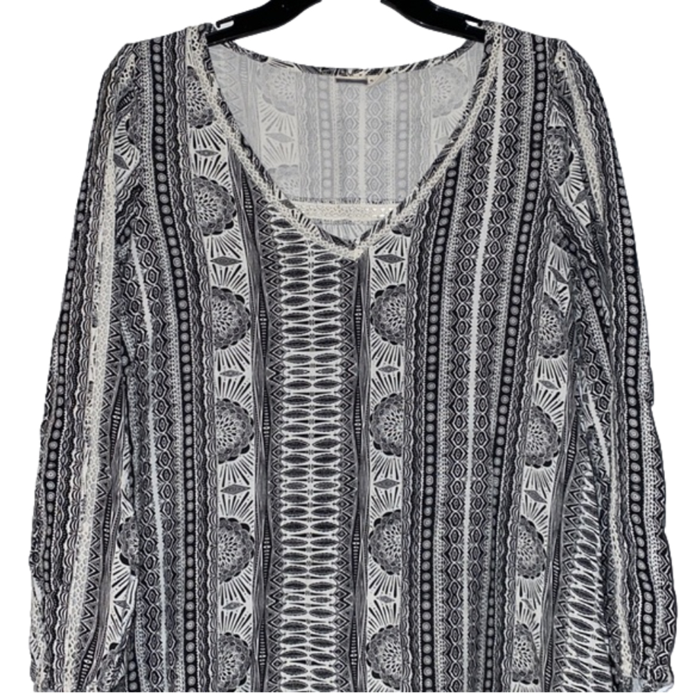3/$30 Roxy Boho Style Top